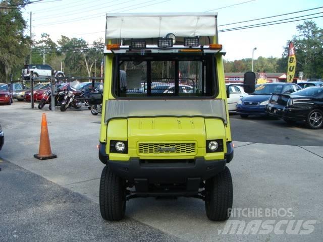 Kawasaki MULE 6X4 Коммунальные машины
