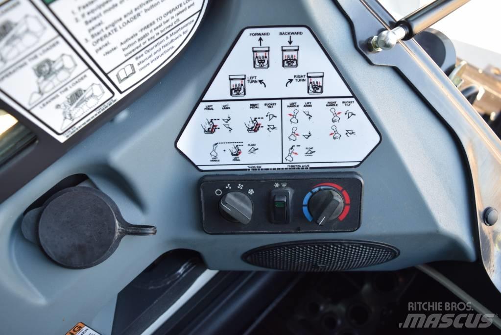 Bobcat S 750 Мини-погрузчики