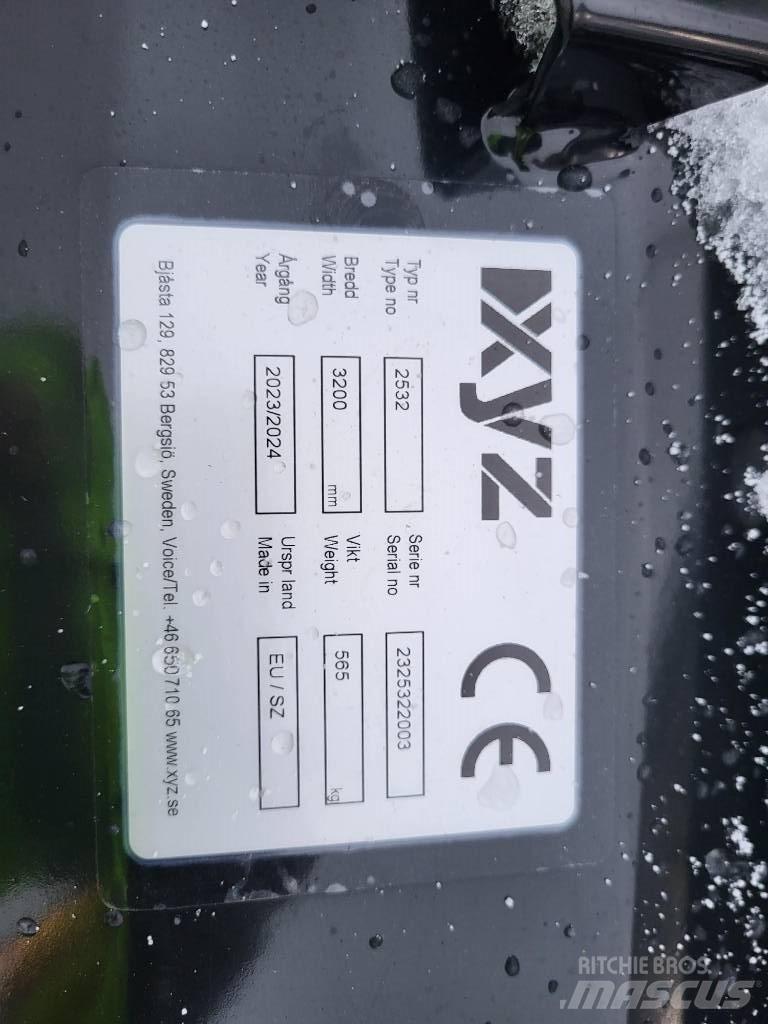 XYZ 320 PREMIUM Строительные плуги