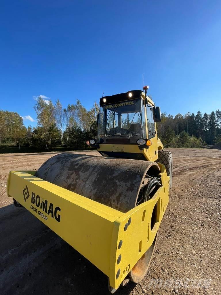 Bomag 213 DH-4 Грунтовые катки