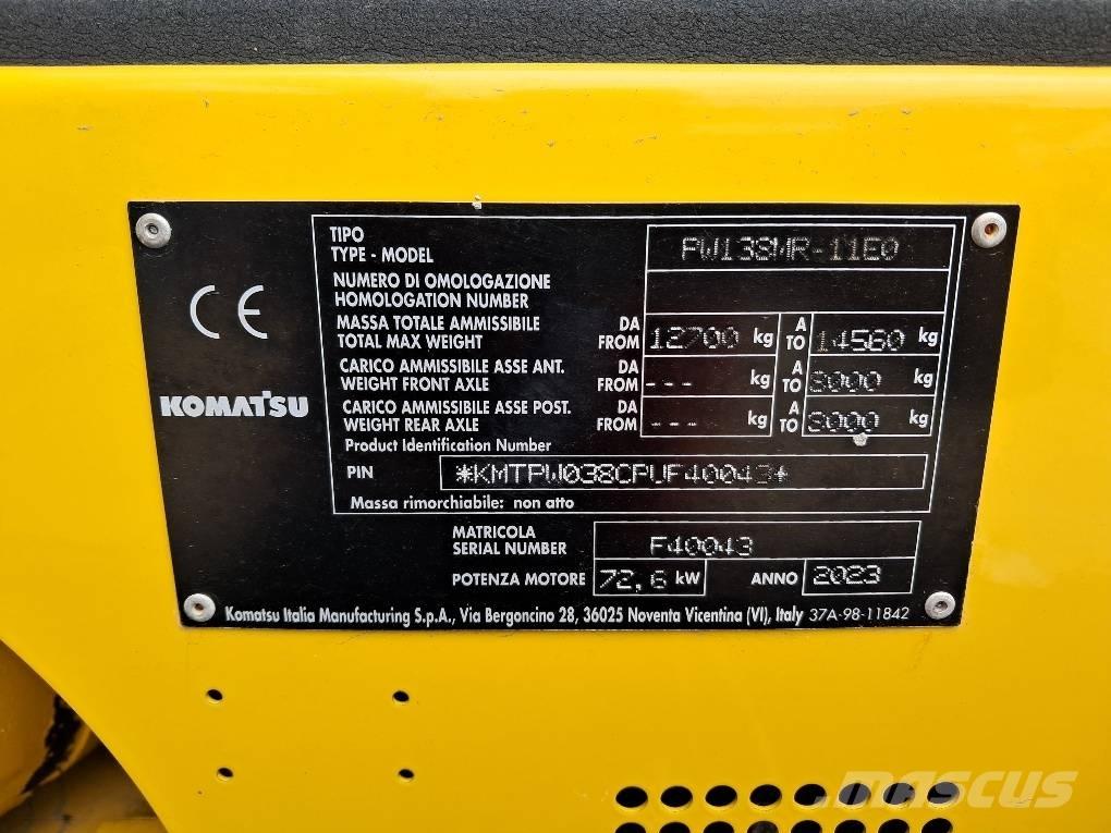 Komatsu PW138MR-11E0 Колёсные экскаваторы