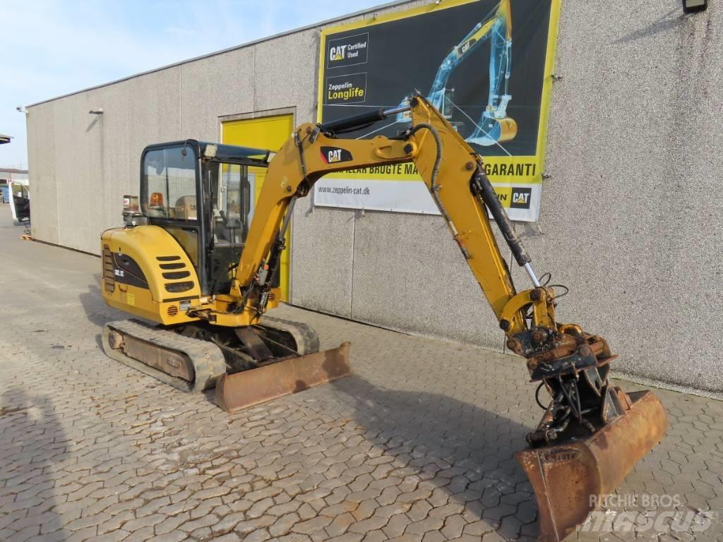 CAT 302.5 C Мини-экскаваторы
