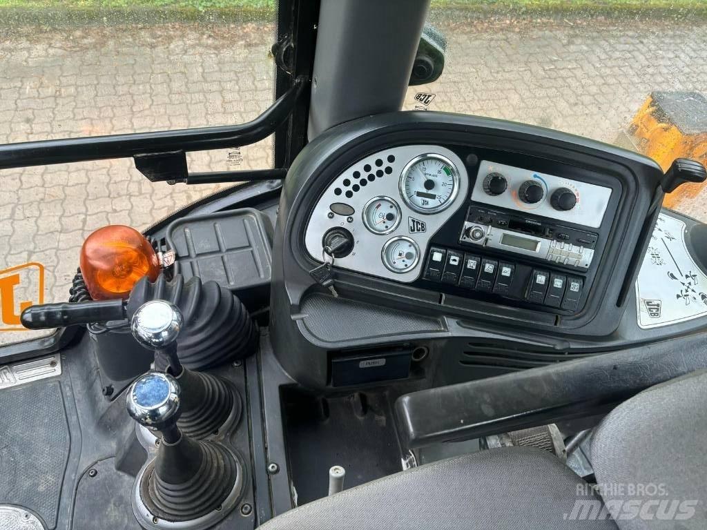 JCB 3 CX Экскаваторы-погрузчики