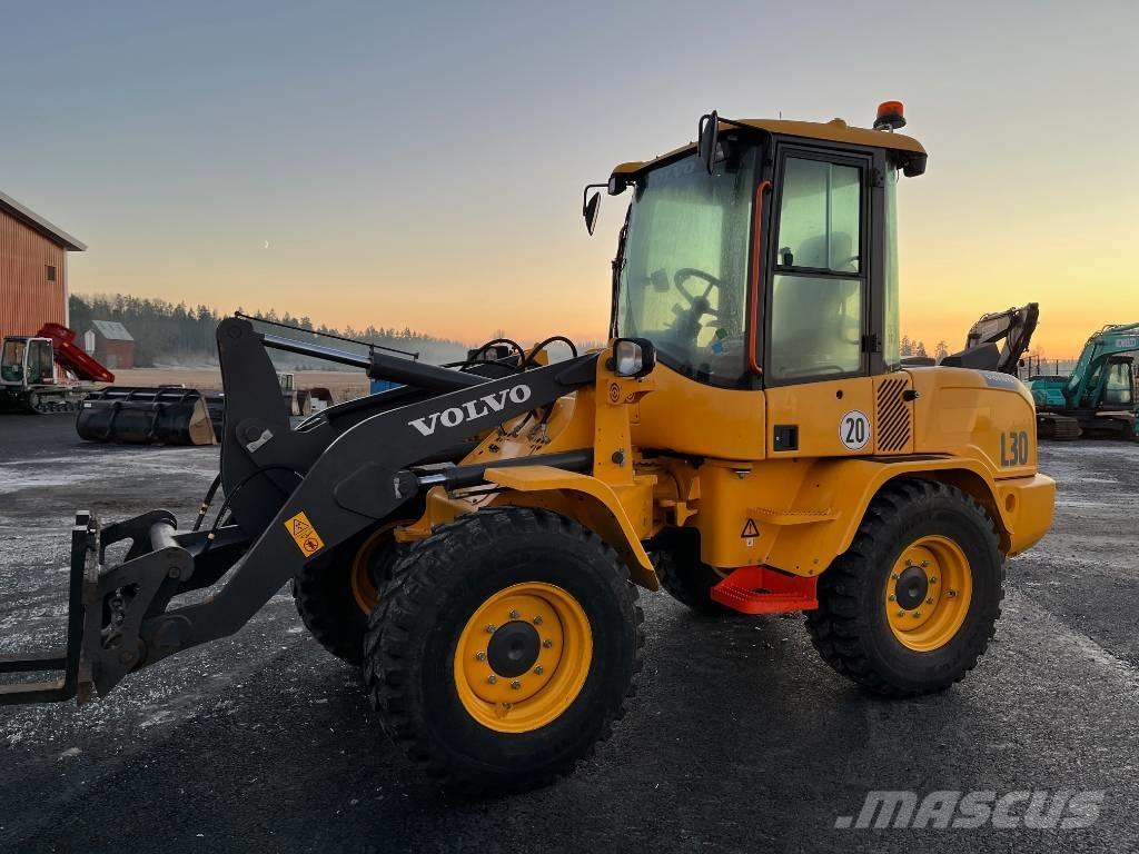 Volvo L 30 H Фронтальные погрузчики