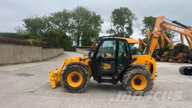 JCB 541-70 Agri Сельскохозяйственные телескопические погрузчики