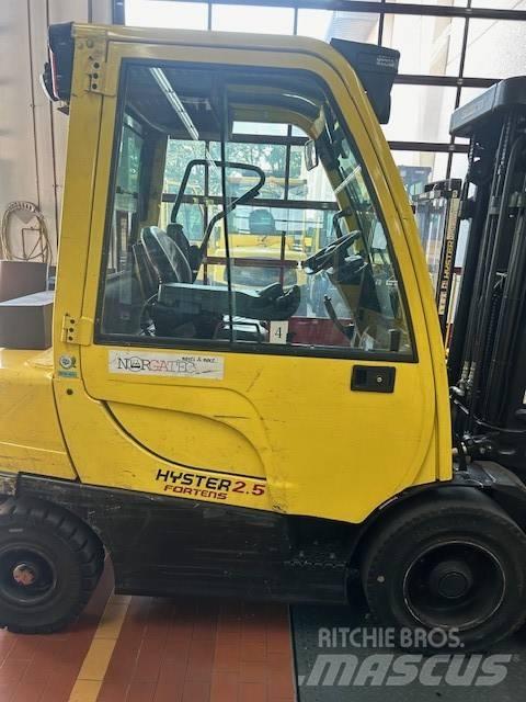 Hyster H2.5FT Дизельные погрузчики