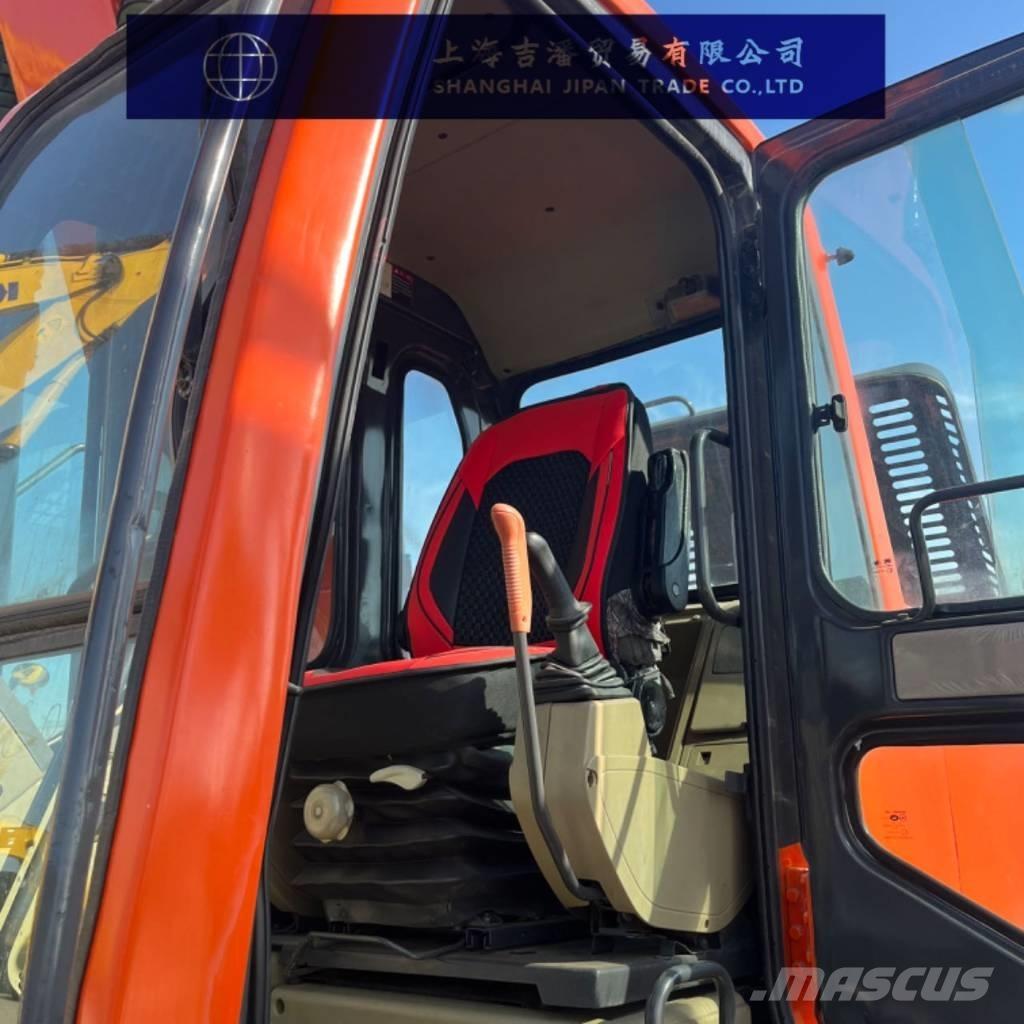 Doosan DX 300 Гусеничные экскаваторы