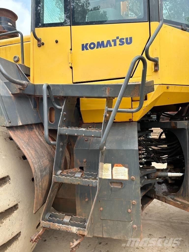 Komatsu WA 470-6 Фронтальные погрузчики