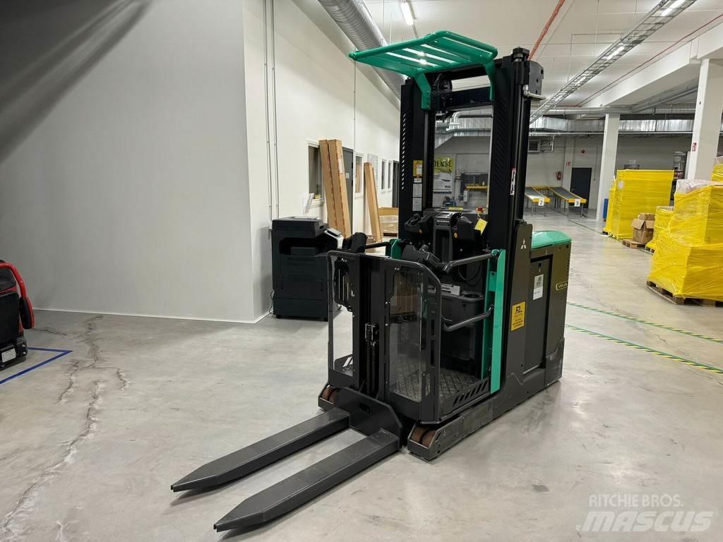 Mitsubishi OPBM10P Вертикальные комплектовщики