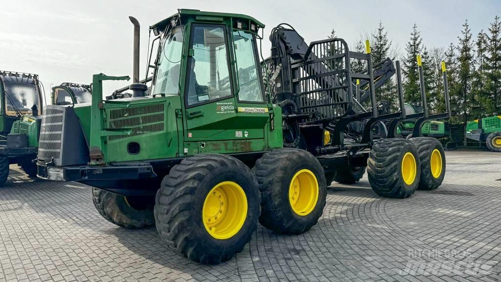 John Deere 1110 D Форвардеры