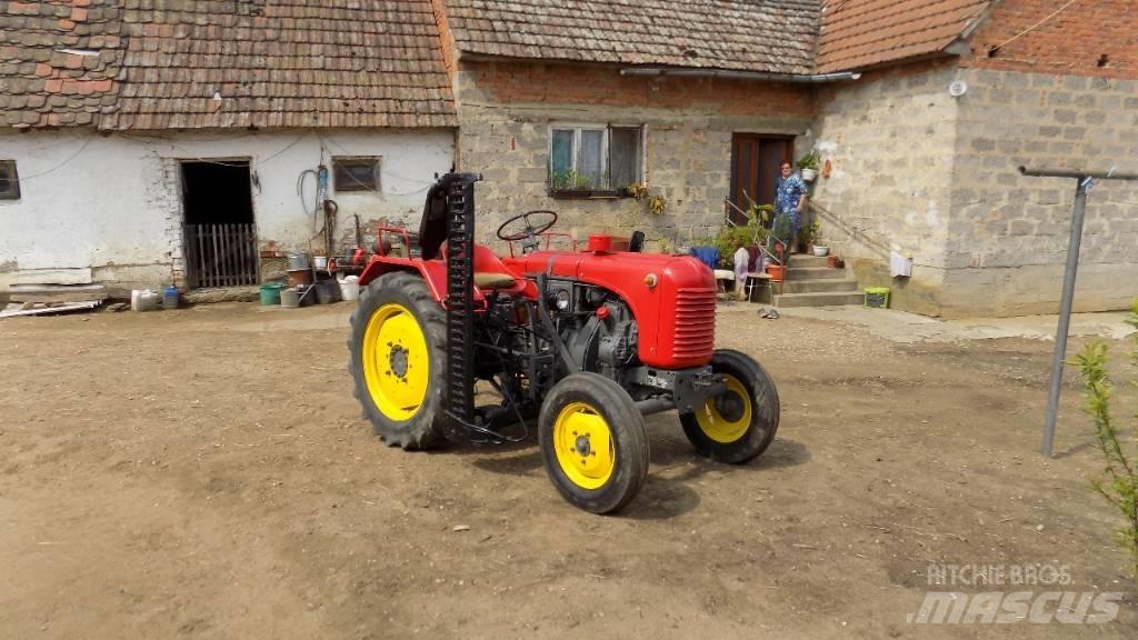 Steyr T 84 Трактора