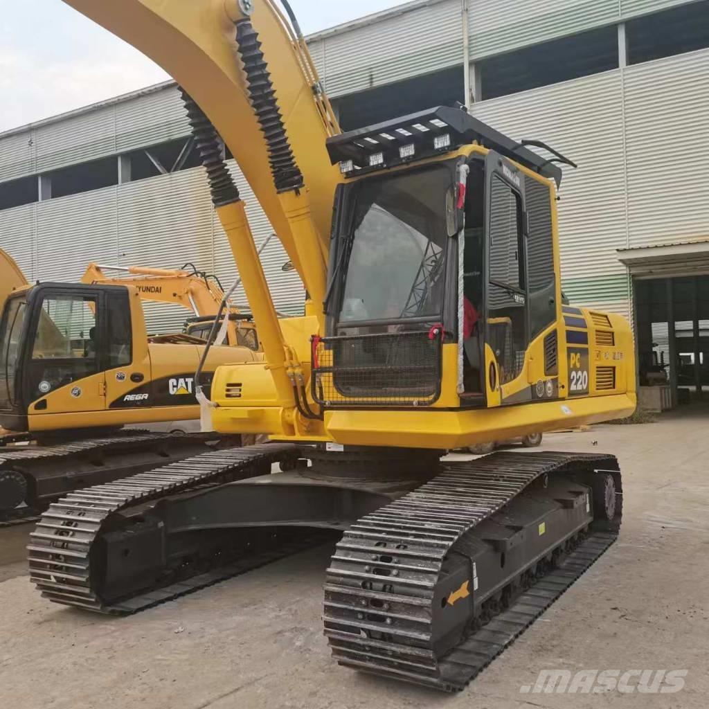 Komatsu PC 220-8 Гусеничные экскаваторы