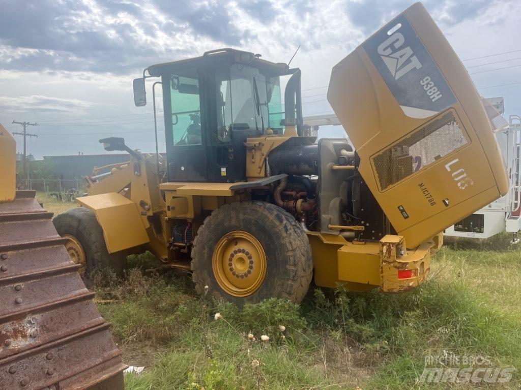 CAT 938 H Фронтальные погрузчики