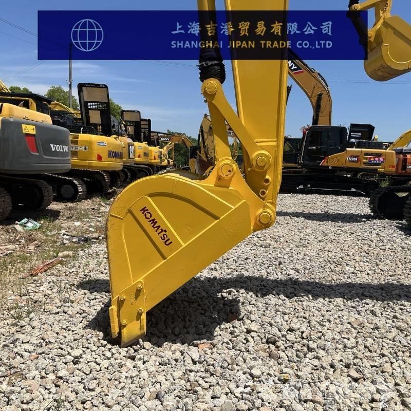 Komatsu PC 220-8 Гусеничные экскаваторы