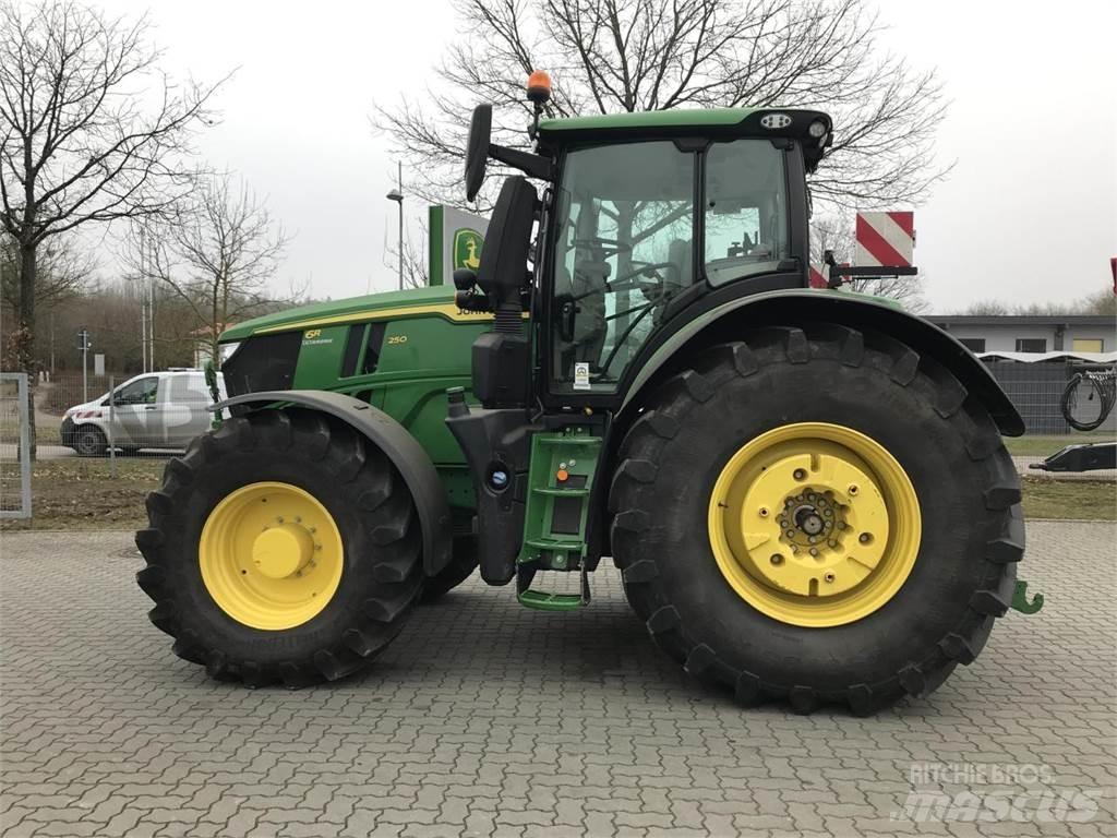 John Deere 6R 250 Трактора