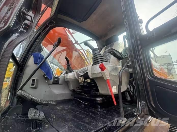 Doosan DX300LC-9C Гусеничные экскаваторы