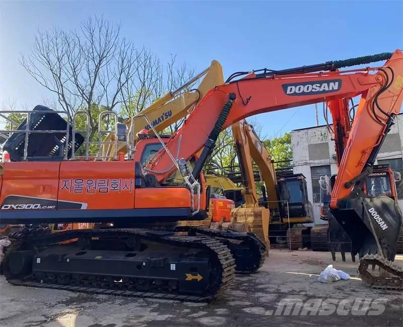 Doosan DX300LC-9C Гусеничные экскаваторы