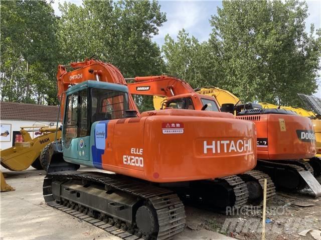 Hitachi EX200-3 Гусеничные экскаваторы