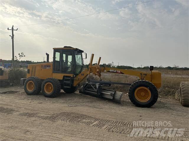 XCMG GR215 Грейдеры