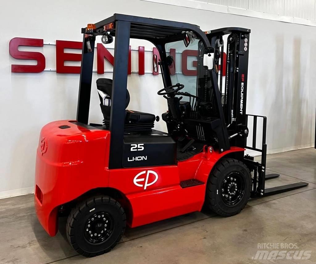EP EQUIPMENT EFL252 Электропогрузчики