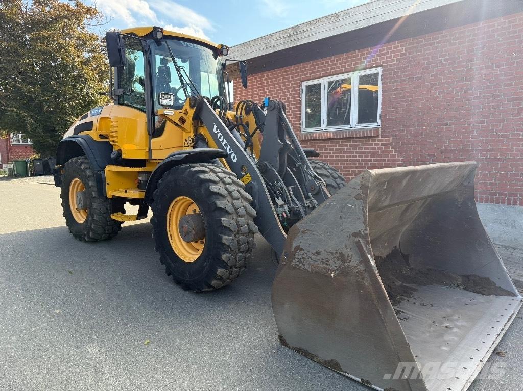 Volvo L 45 G Фронтальные погрузчики