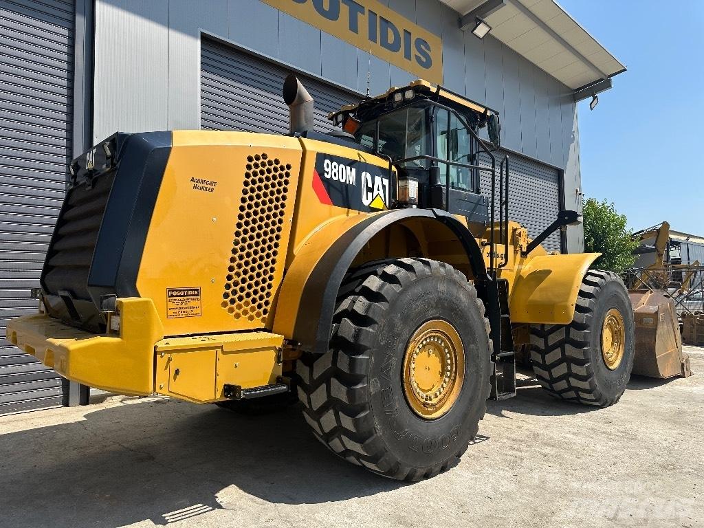 CAT 980M Фронтальные погрузчики