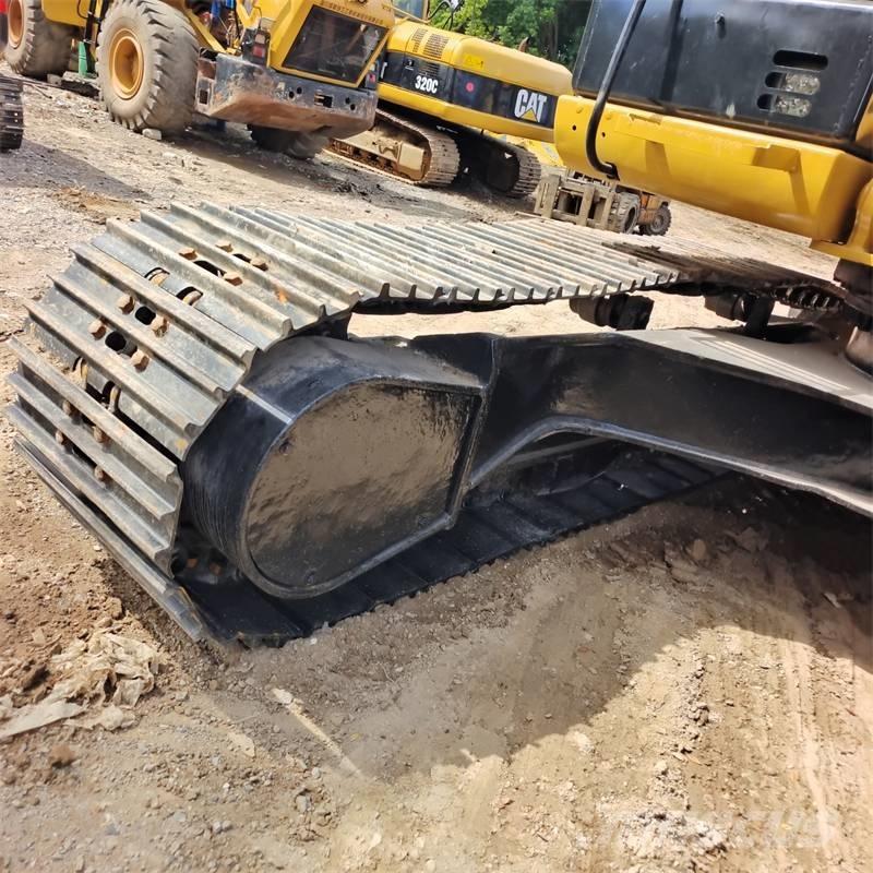 CAT 320 D Гусеничные экскаваторы