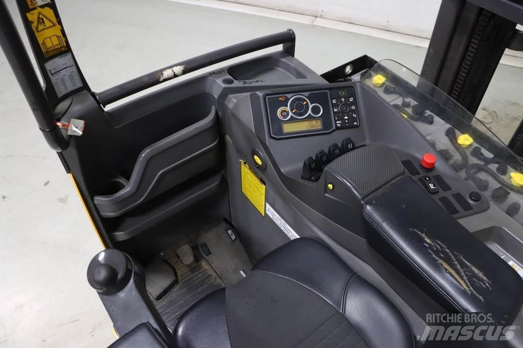 Atlet UMS200D Ричтраки