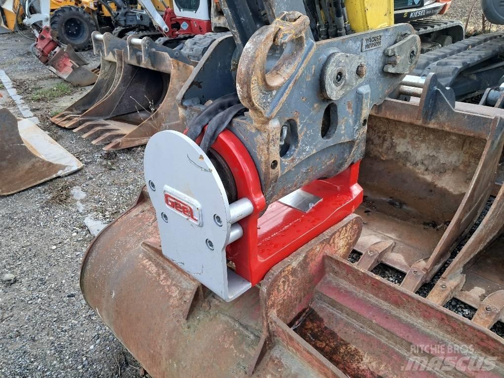 Neuson 8003 Малые экскаваторы 7т-12т