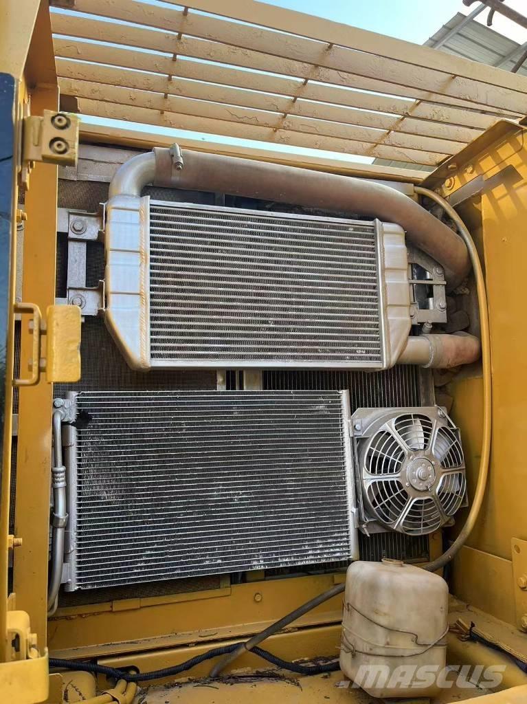 CAT 320 C L Гусеничные экскаваторы