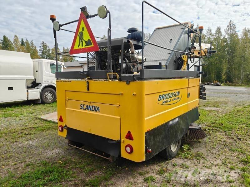 Broddson Skandia Вакуумные уборочные машины