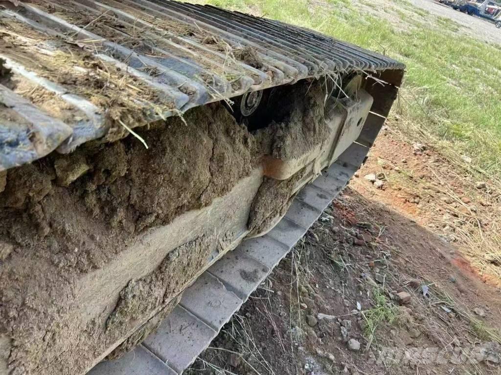 Komatsu PC 200 Гусеничные экскаваторы