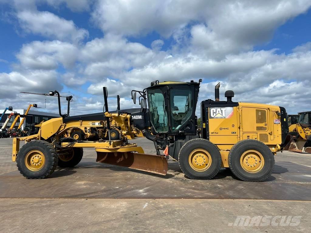 CAT 140M2 Грейдеры