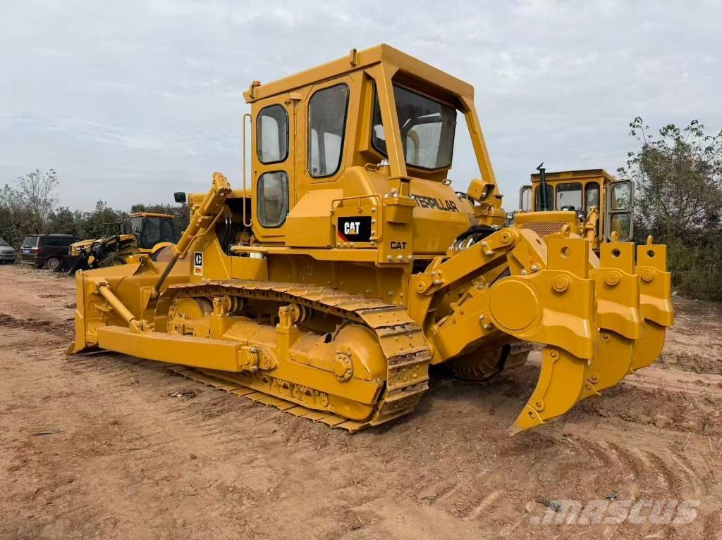 CAT D7G Гусеничные бульдозеры