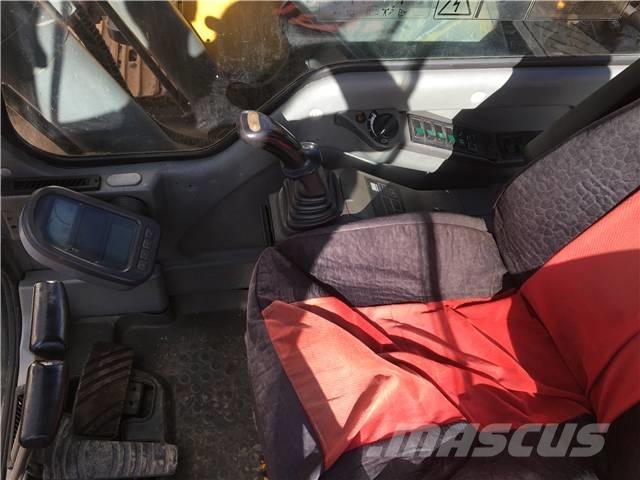 Volvo EC210B Гусеничные экскаваторы