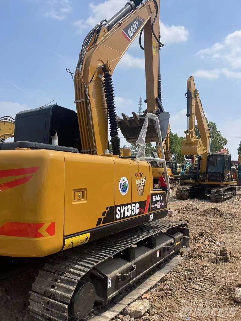 Sany SY 135 Малые экскаваторы 7т-12т