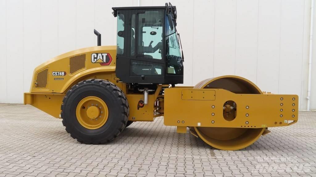 CAT CS 74 B Грунтовые катки