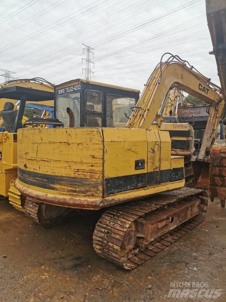CAT E 70 B Гусеничные экскаваторы
