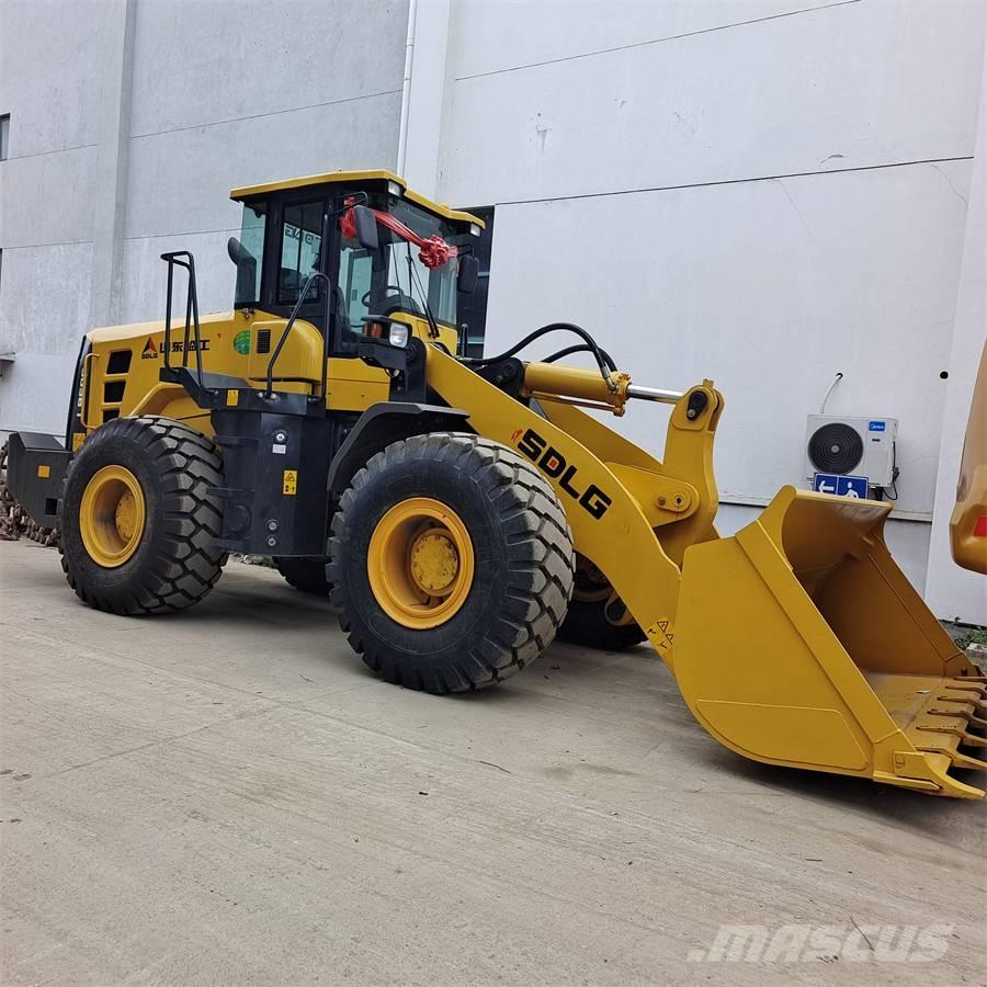 SDLG LG 958 L Фронтальные погрузчики