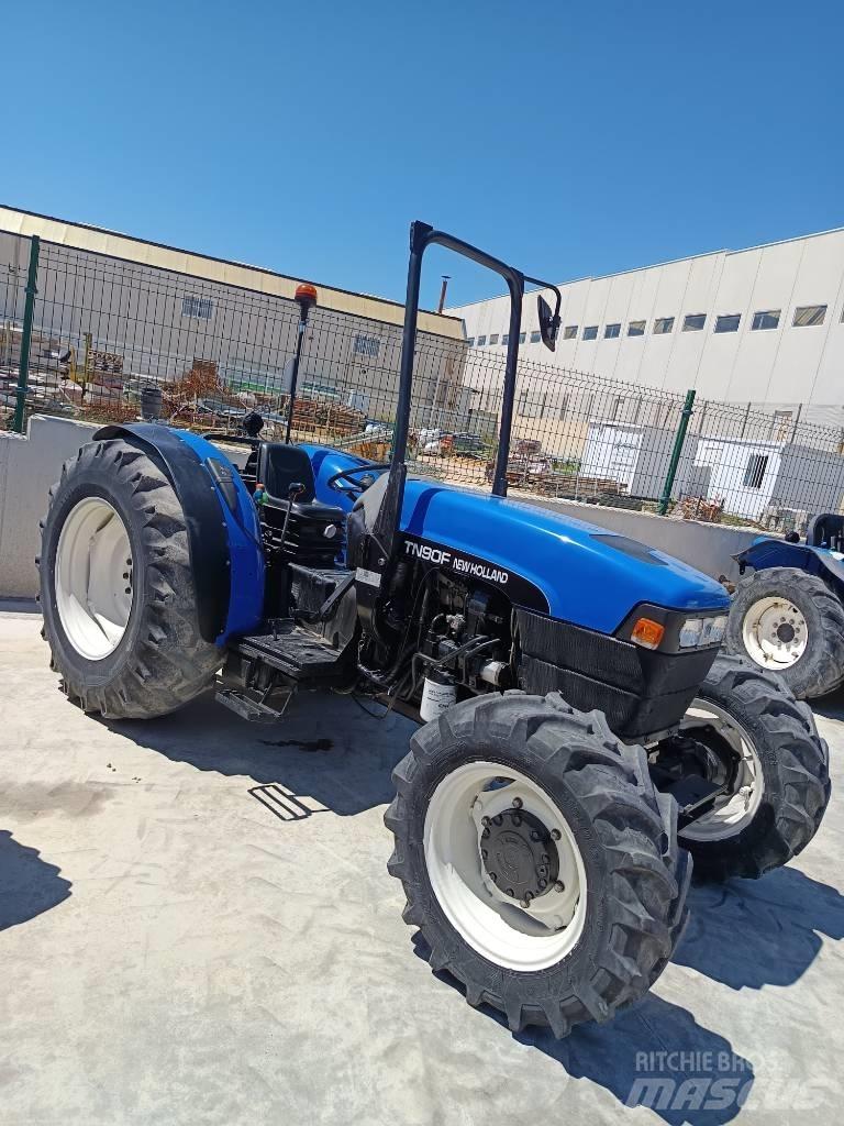 New Holland TN 90 F Трактора