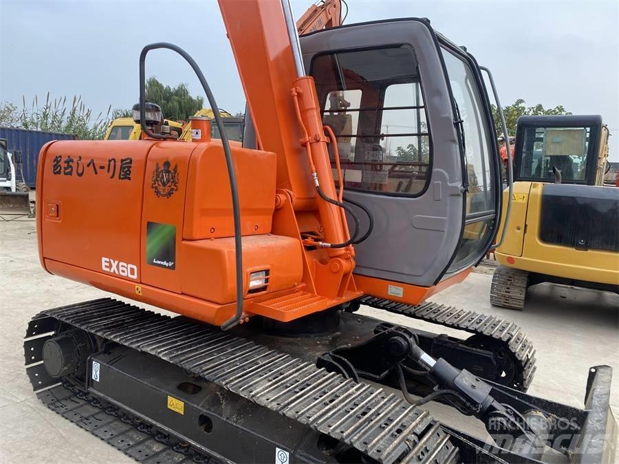 Hitachi EX60 Гусеничные экскаваторы