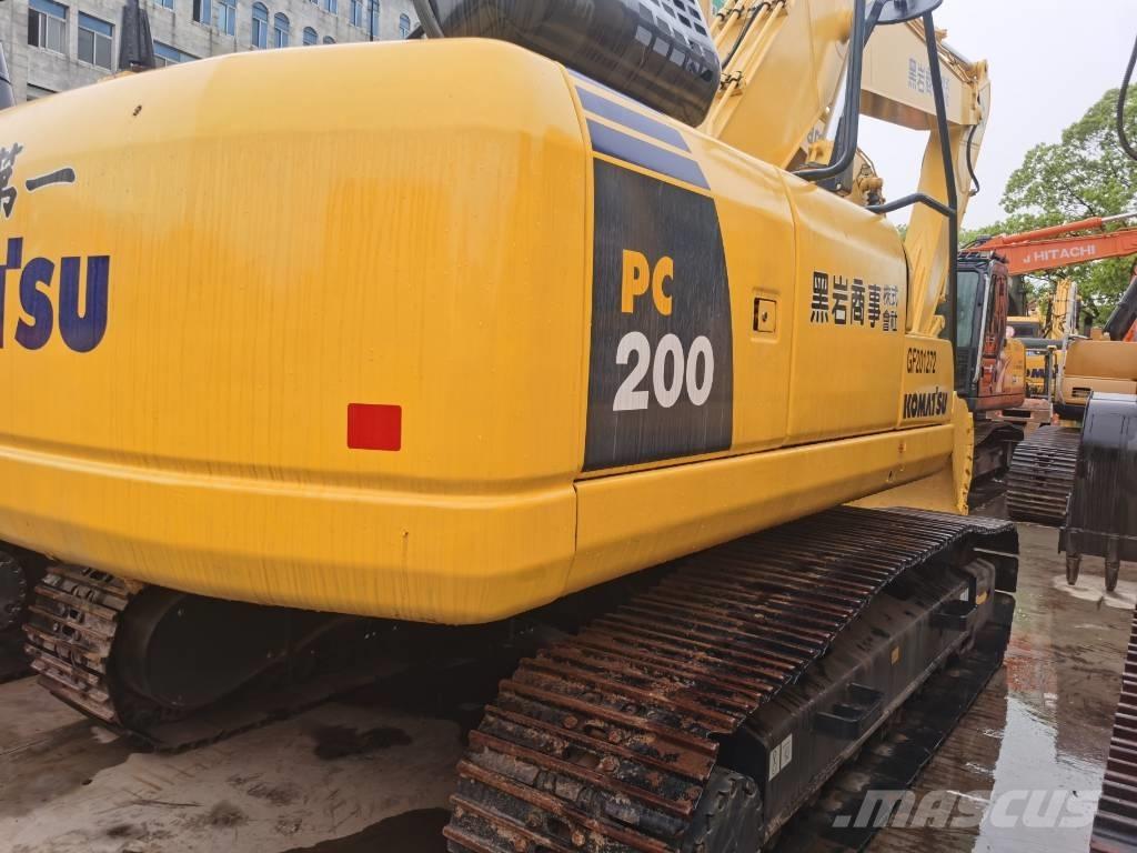 Komatsu PC 200-8 Гусеничные экскаваторы