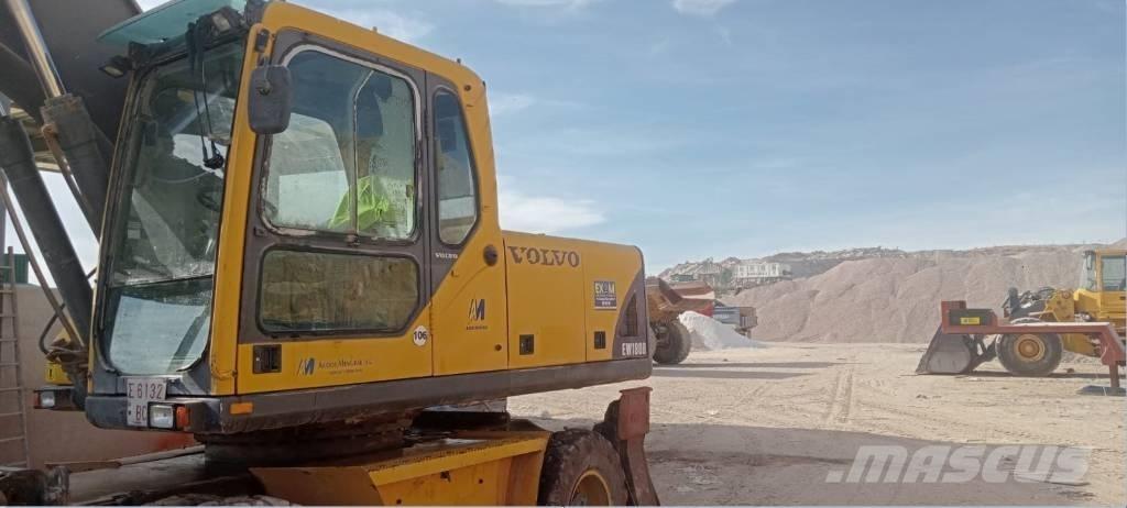 Volvo 180 Giratoria Колёсные экскаваторы