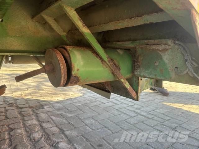 Thomas Aanhangwagen Лёгкие прицепы