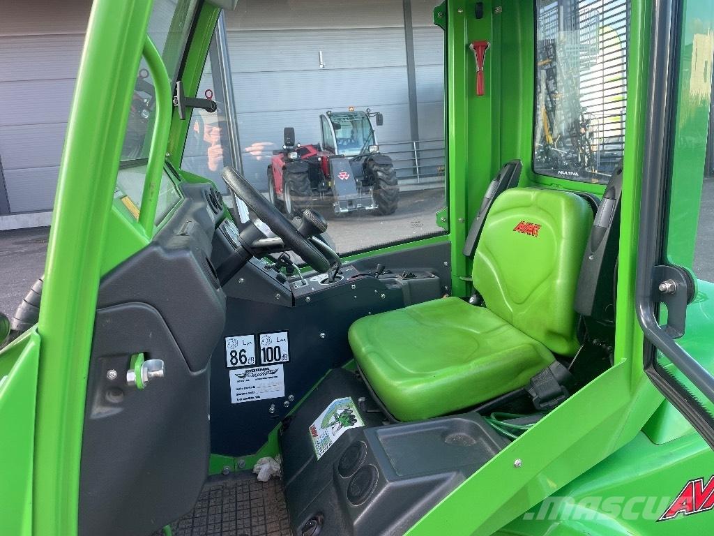 Avant 528 Многофункциональные сельскохозяйственные погрузчики