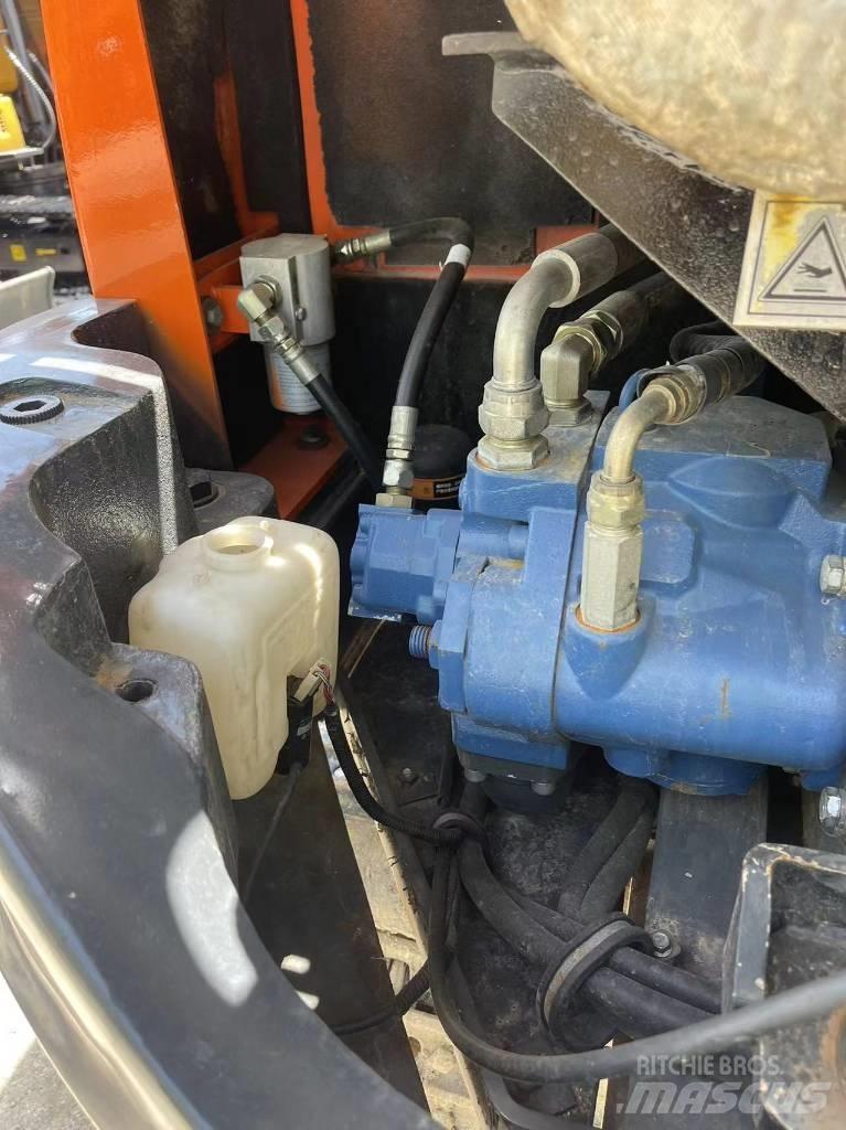 Doosan DX75 Мини-экскаваторы
