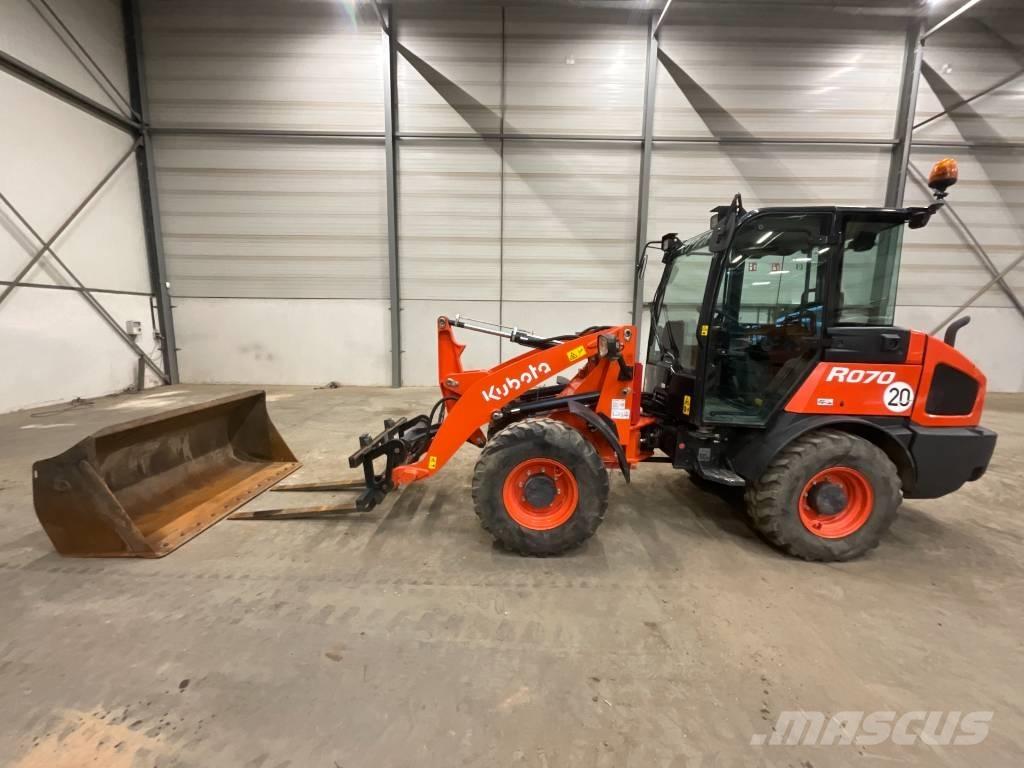 Kubota R 070 Фронтальные погрузчики