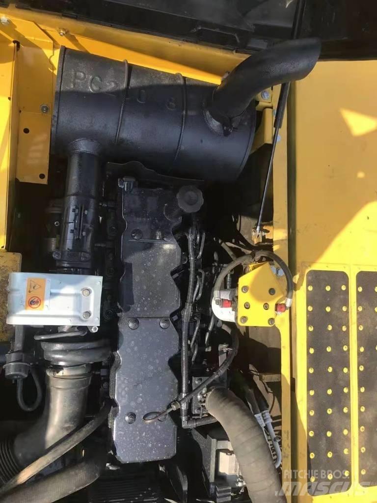 Komatsu pc220-8 Гусеничные экскаваторы