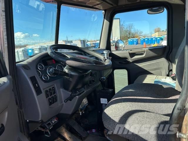 Peterbilt 337 Ассенизаторские машины