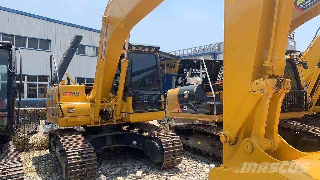 Komatsu PC 160 LC Гусеничные экскаваторы